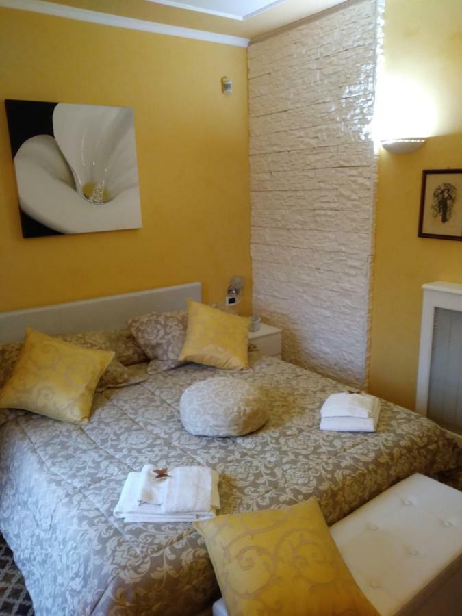 Rosso Frida Apartment Rome