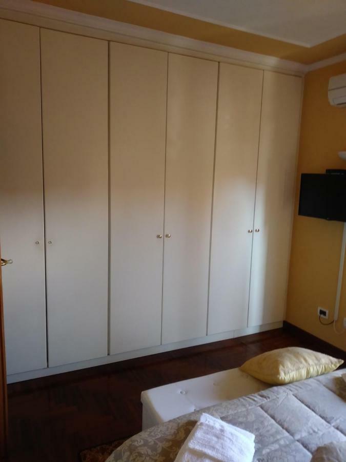 Rosso Frida Apartment Rome